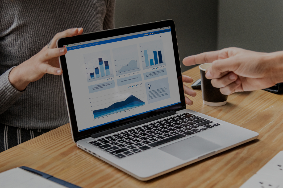 CRM with GrowMore: an authorised partner of Zoho